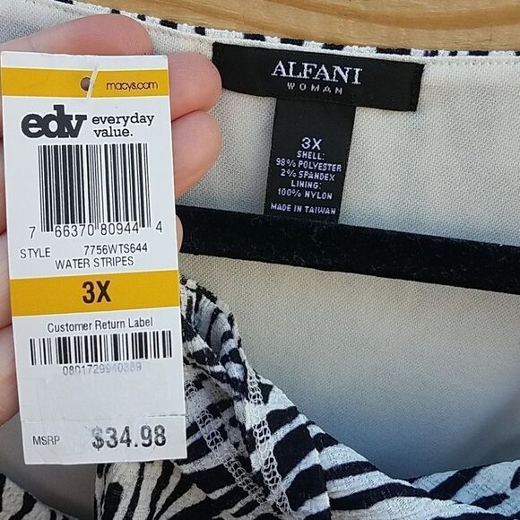 Alfani top  - Picture 7 of 7